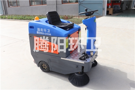 騰陽掃地車 騰陽掃地車